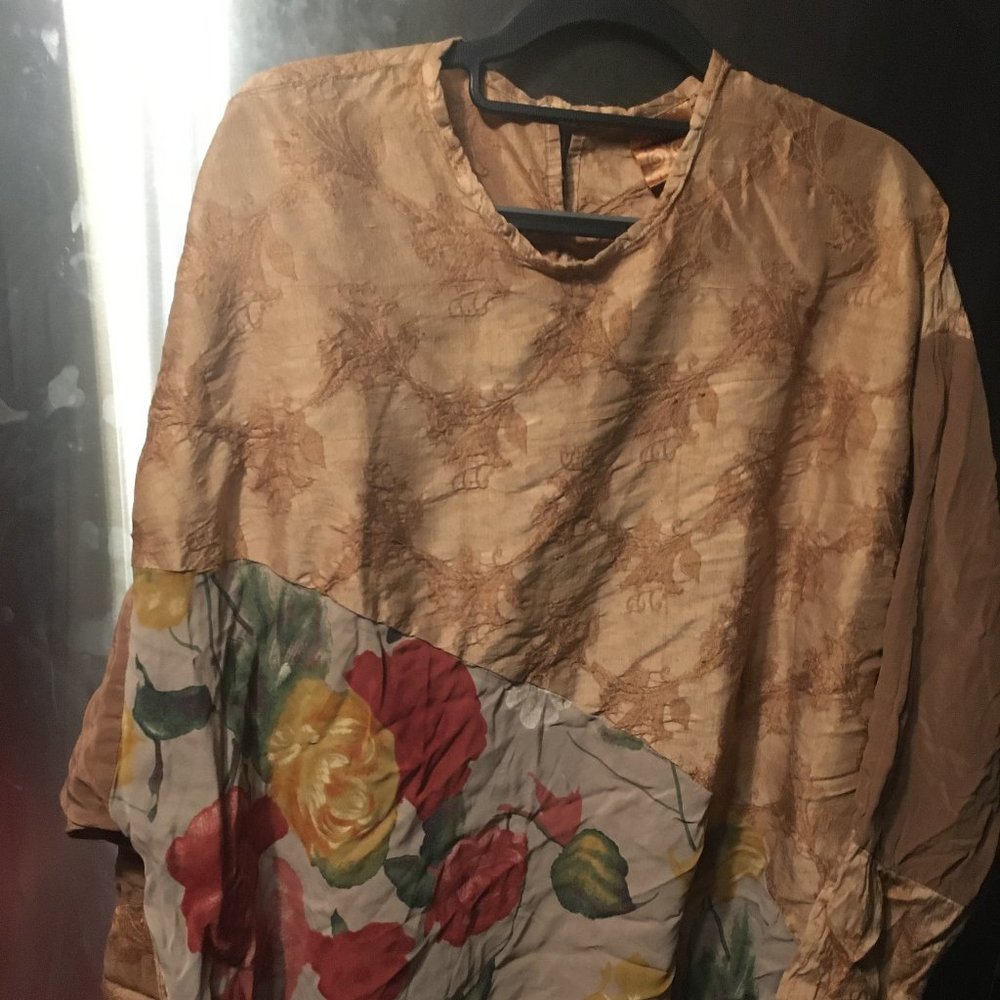 URU Vintage Silk/Rayon top - 273 $70 or $65 w/offer